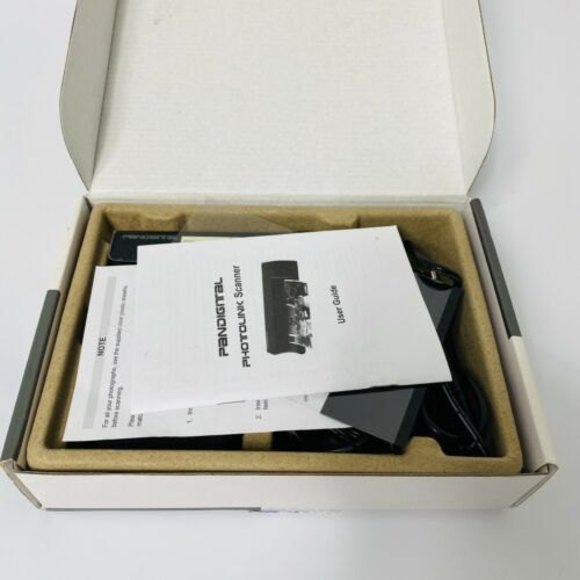 Pandigital Photolink One Touch Photo Scanner with Bonus SD Card  Model PANSCN01 - Picture 9 of 12